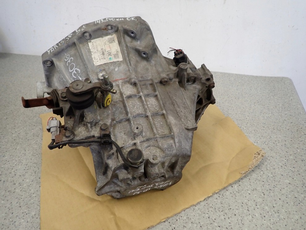 TOYOTA YARIS 1.0 BENZYNA 99- SKRZYNIA BIEGÓW MANUALNA 6/9