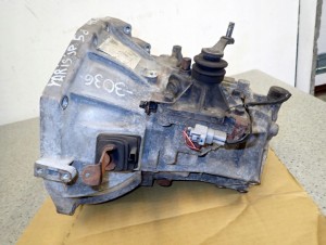 TOYOTA YARIS 1.0 BENZYNA 99- SKRZYNIA BIEGÓW MANUALNA 8/9 MINIATURA