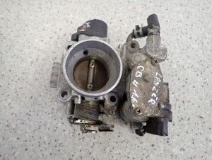 MITSUBISHI LANCER V 1.6i 92-95 PRZEPUSTNICA POWIETRZA