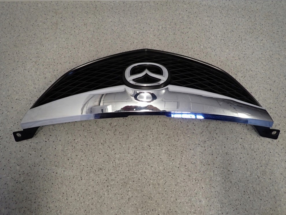 MAZDA 6 MAZDA6 02-05 ATRAPA PRZEDNIA GRILL 2/3