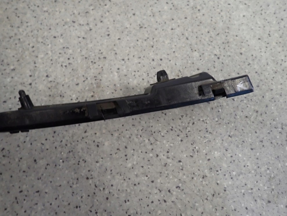 KIA CARENS III 06- ŚLIZG ZDERZAKA PRZEDNI LEWY 5/7