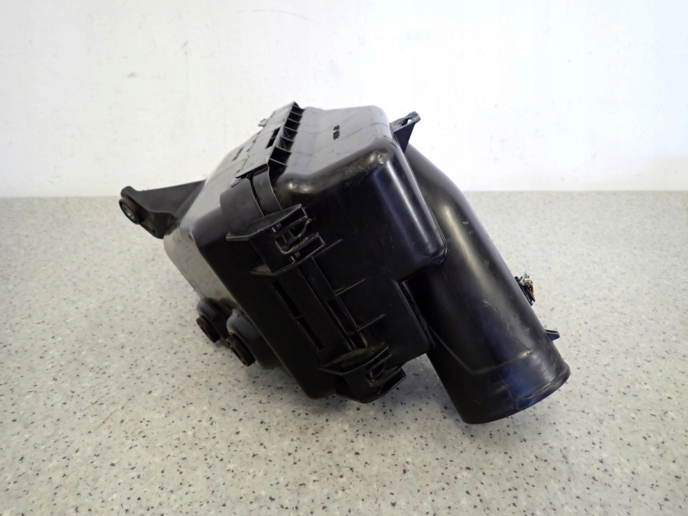 MITSUBISHI ASX 1.8 DID 10-16 OBUDOWA FILTRA POWIETRZA 5/8