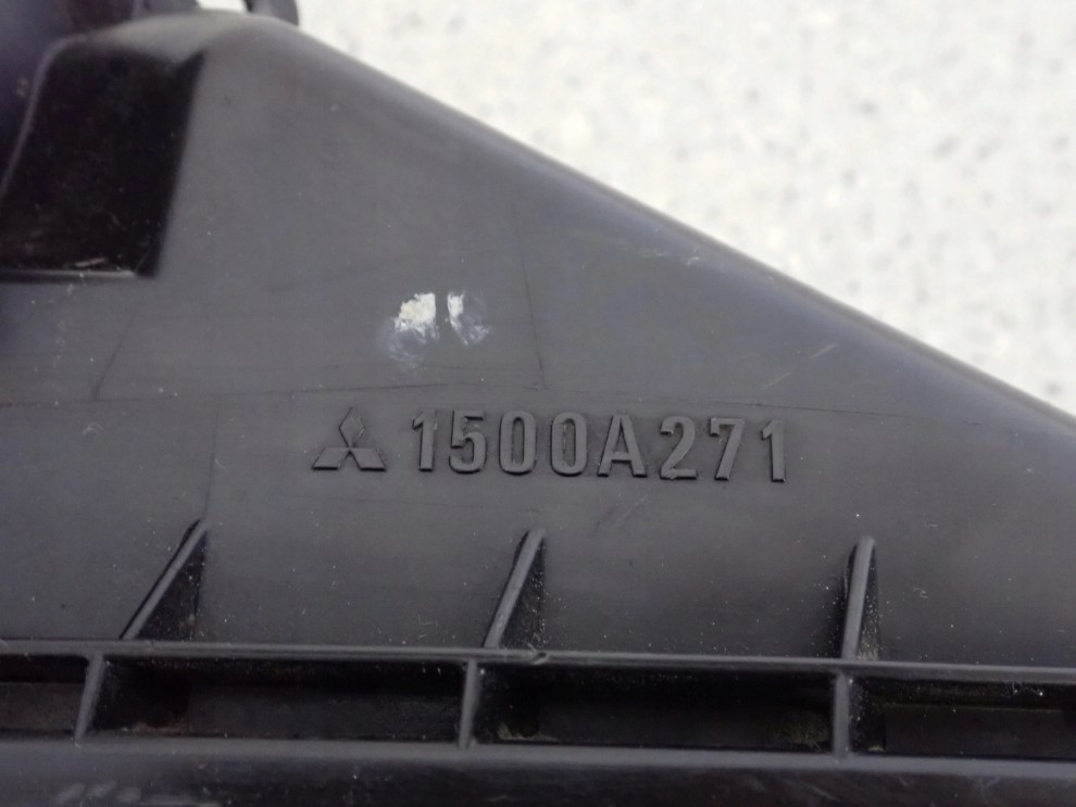 MITSUBISHI ASX 1.8 DID 10-16 OBUDOWA FILTRA POWIETRZA 8/8