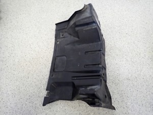 MITSUBISHI ASX 1.8 DID 10-16 OSŁONA SILNIKA PRZEDNIA PRAWA 3/5 MINIATURA