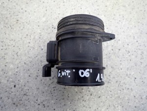 SUZUKI GRAND VITARA II 1.9d 05- PRZEPŁYWOMIERZ POWIETRZA 1/5 MINIATURA