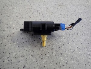 KIA CEED 06-12 SILNICZEK NAGRZEWNICY 3/3 MINIATURA