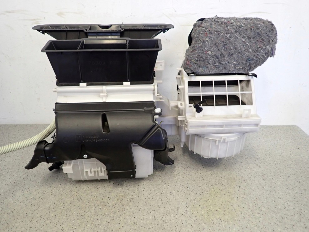 MITSUBISHI ASX 1.8 DID 10-16 OBUDOWA NAGRZEWNICY PAROWNIK KLIMATYZACJI 5/8