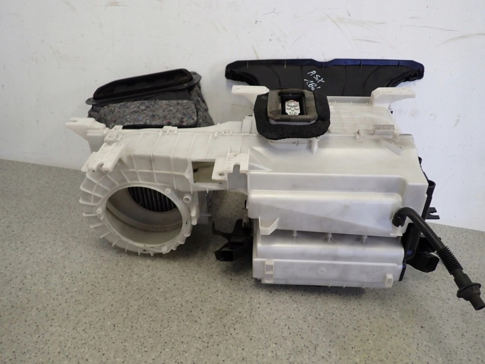 MITSUBISHI ASX 1.8 DID 10-16 OBUDOWA NAGRZEWNICY PAROWNIK KLIMATYZACJI 8/8