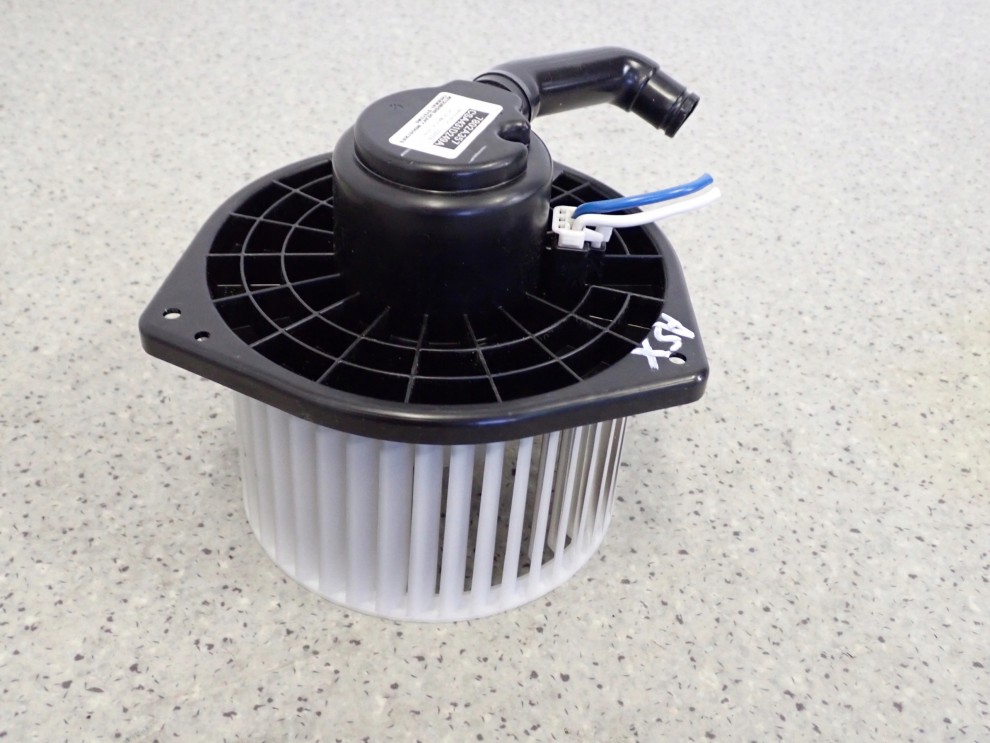 MITSUBISHI ASX 1.8 DID 10-16 WENTYLATOR NARZEWNICY DMUCHAWA KABINY 1/8