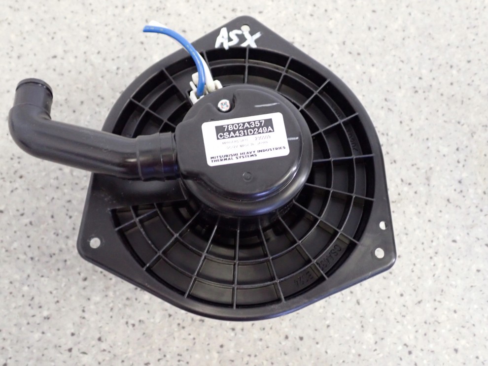 MITSUBISHI ASX 1.8 DID 10-16 WENTYLATOR NARZEWNICY DMUCHAWA KABINY 4/8