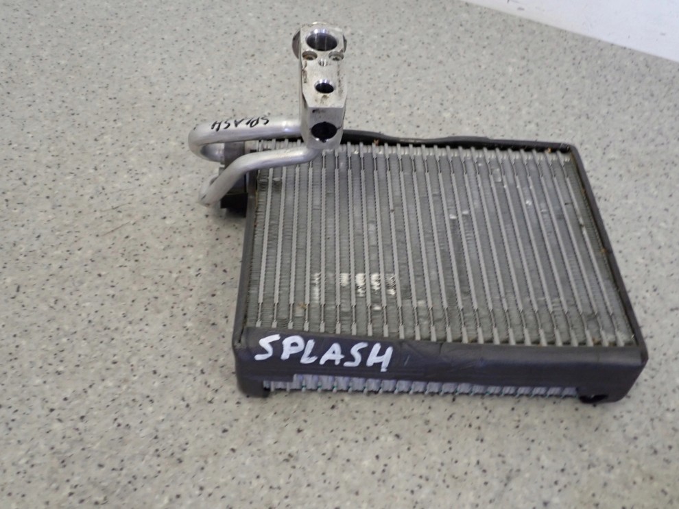 SUZUKI SPLASH 08-14 PAROWNIK KLIMATYZACJI 2/7