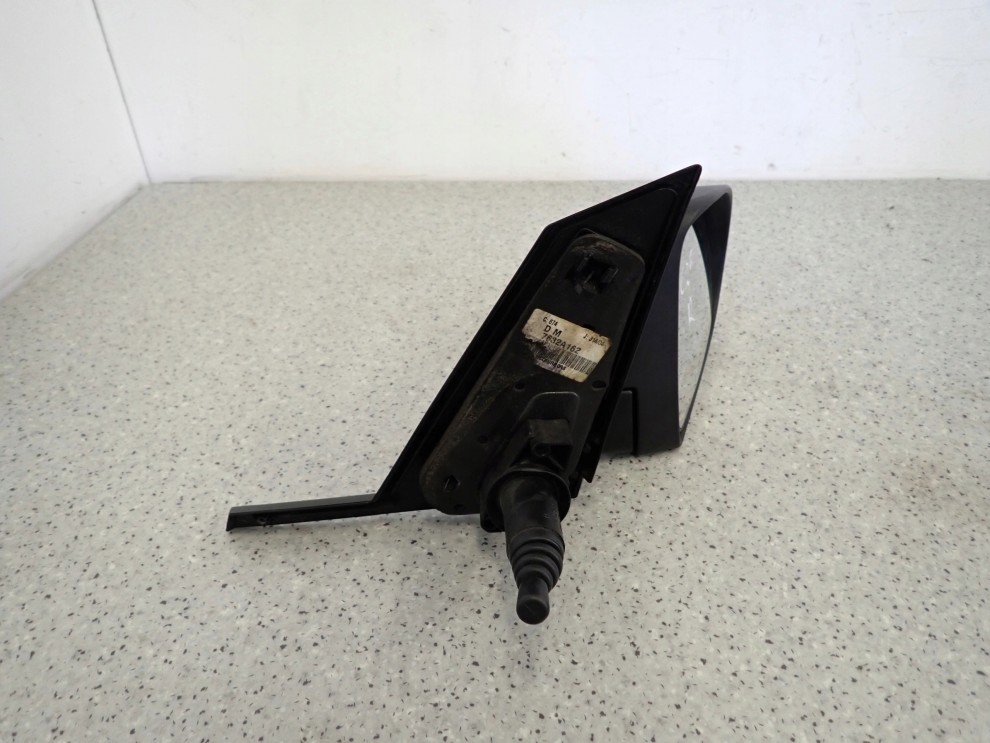 MITSUBISHI COLT 04-08 LUSTERKO PRAWE MANUALNE 3/8