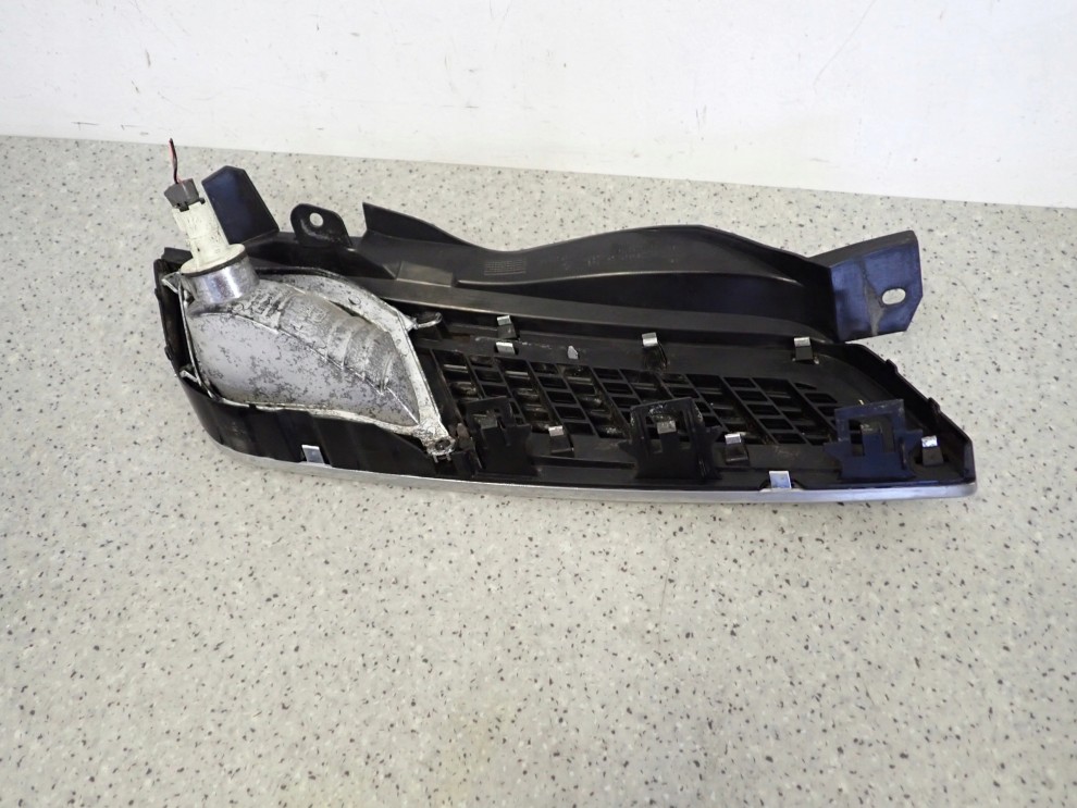 NISSAN MICRA K12 LIFT 08-10 ATRAPA KIERUNKOWSKAZ PRZEDNI LEWY 5/8