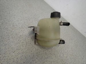 SUZUKI GRAND VITARA II 1.9DDIS 05- ZBIORNICZEK WYRÓWNAWCZY 4/8 MINIATURA