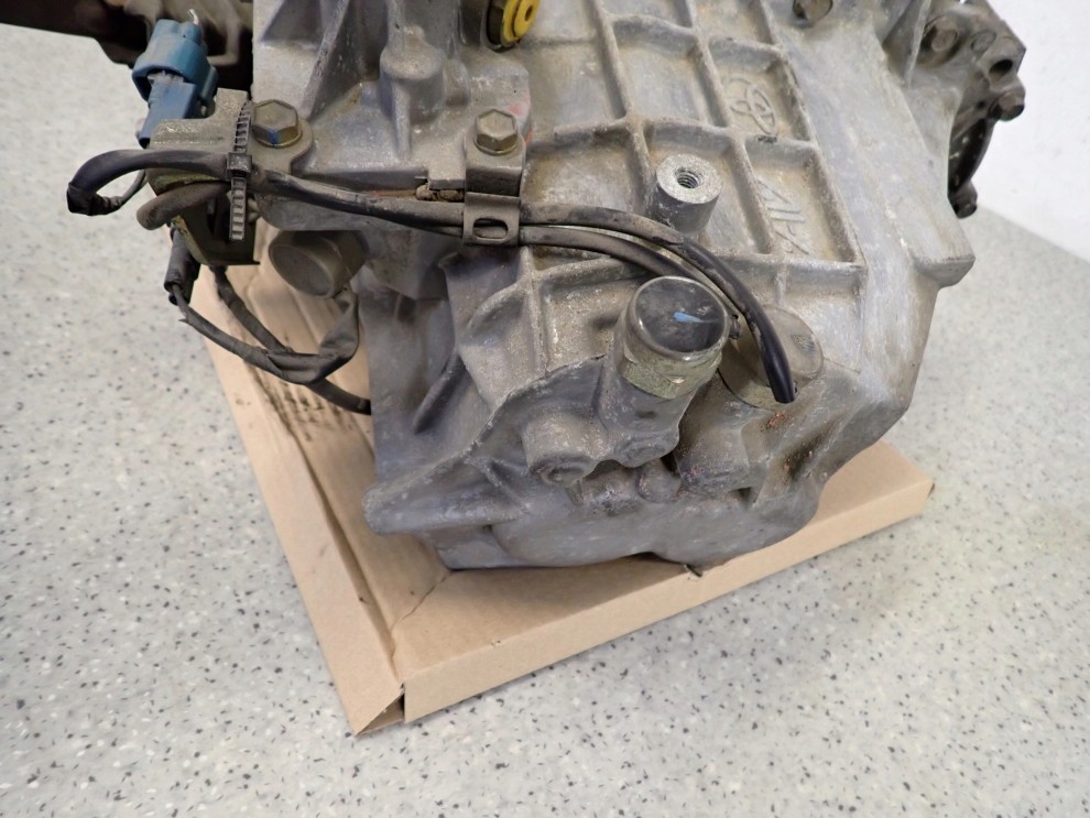 TOYOTA YARIS 1.0 BENZYNA 99- SKRZYNIA BIEGÓW MANUALNA 8/9