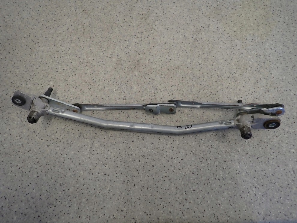 HYUNDAI ix35 10-15 MECHANIZM WYCIERACZEK 3/4