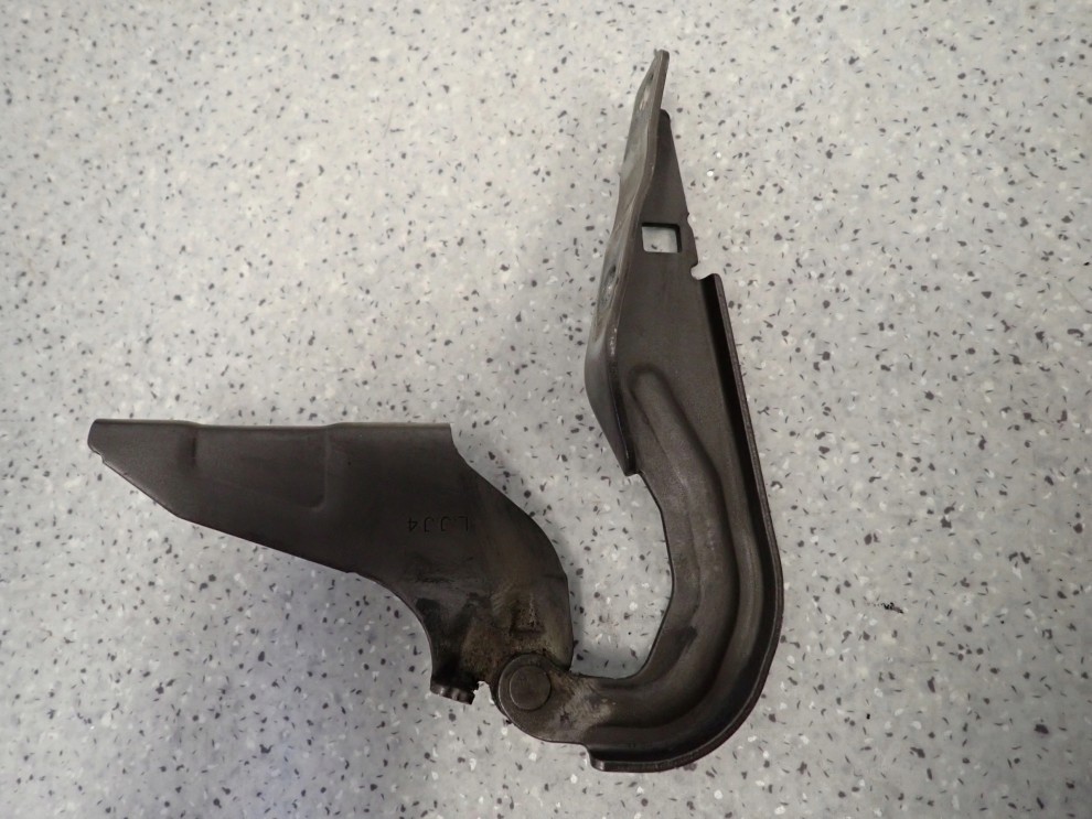 MITSUBISHI ASX 10-16 ZAWIASY MASKI 5/6