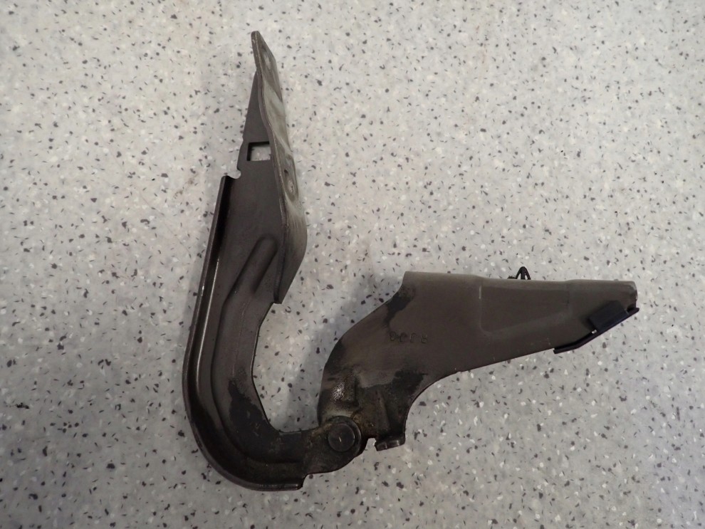 MITSUBISHI ASX 10-16 ZAWIASY MASKI 6/6