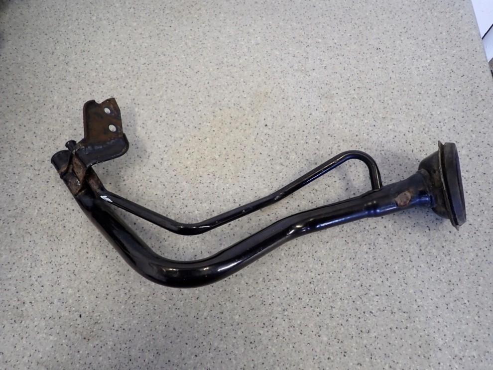 NISSAN ALMERA N16 00-06 BENZYNA RURA WLEWU PALIWA 3/7