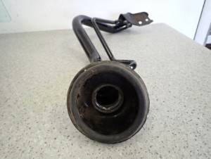 NISSAN ALMERA N16 00-06 BENZYNA RURA WLEWU PALIWA 4/7 MINIATURA