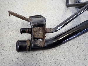 NISSAN ALMERA N16 00-06 BENZYNA RURA WLEWU PALIWA 6/7 MINIATURA