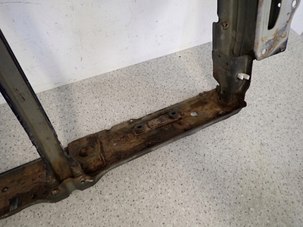 SUZUKI SPLASH 08-14 PAS PRZEDNI WZMOCNIENIE ZCE 10/12