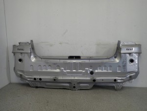 TOYOTA YARIS I 99-05 PAS TYLNY 199