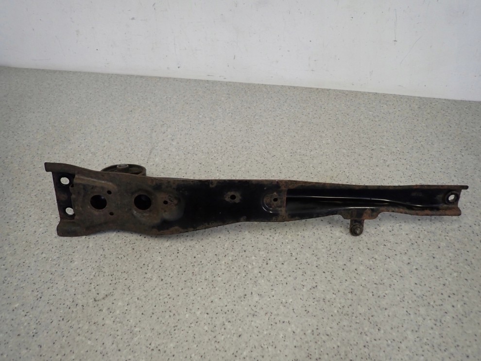 MITSUBISHI ASX 1.8 DID 10- BELKA WZDŁUŻNA SILNIKA 6/9