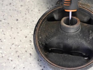 MITSUBISHI ASX 1.8 DID 10- BELKA WZDŁUŻNA SILNIKA 9/9 MINIATURA