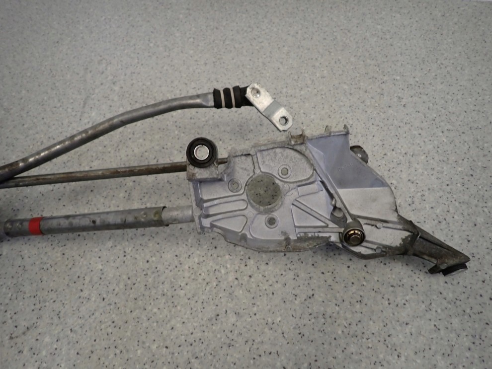 MITSUBISHI ASX 10- MECHANIZM WYCIERACZEK PRZEDNICH PRZÓD 6/7