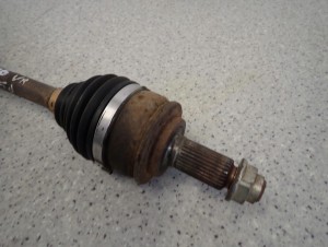 SUZUKI GRAND VITARA II 06-08 1.9 DDIS PÓŁOŚ PRZEDNIA PRAWA 3/6 MINIATURA