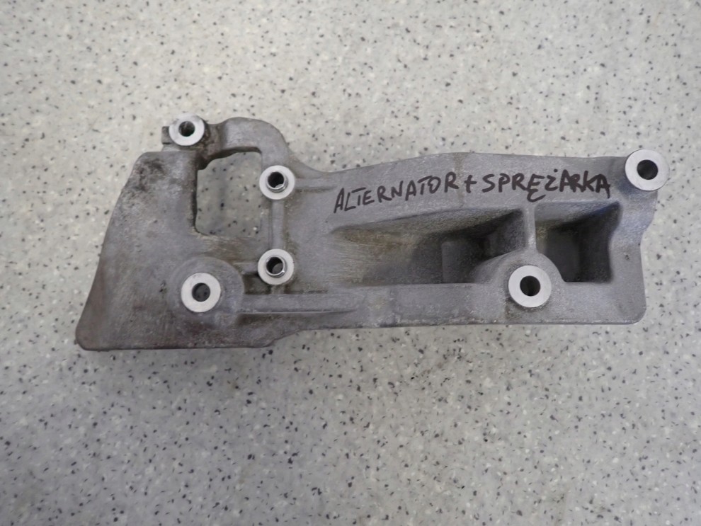 MITSUBISHI ASX 1.8 DID 10- ŁAPA MOCOWANIE ALTERNATORA KOMPRESORA 4/5