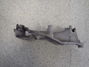 MITSUBISHI ASX 1.8 DID 10- ŁAPA MOCOWANIE ALTERNATORA KOMPRESORA 5/5 MINIATURA