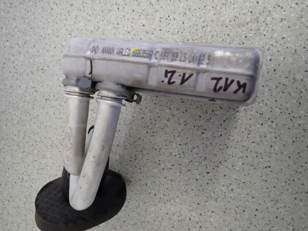 NISSAN MICRA K12 02-10 NAGRZEWNICA RADIATOR 3/6