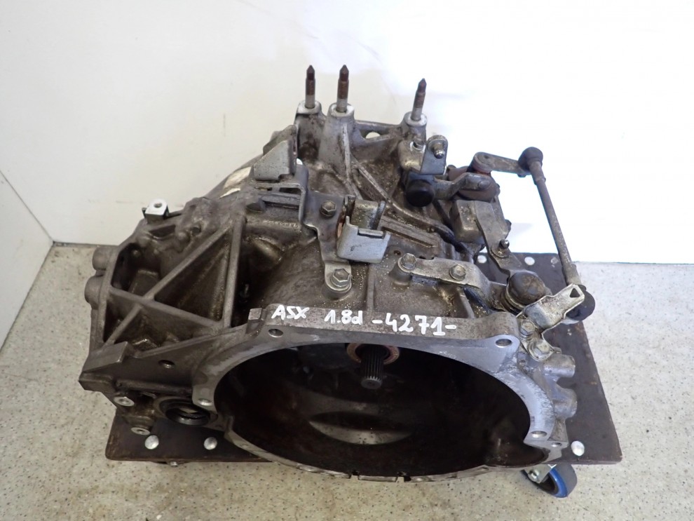 MITSUBISHI ASX 1.8 DID 10- SKRZYNIA BIEGÓW MANUALNA 2/10