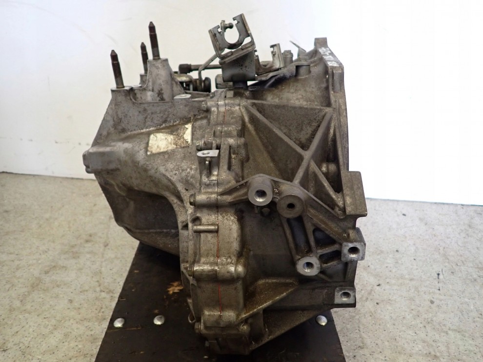 MITSUBISHI ASX 1.8 DID 10- SKRZYNIA BIEGÓW MANUALNA 5/10