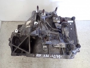 MITSUBISHI ASX 1.8 DID 10- SKRZYNIA BIEGÓW MANUALNA 3/10 MINIATURA