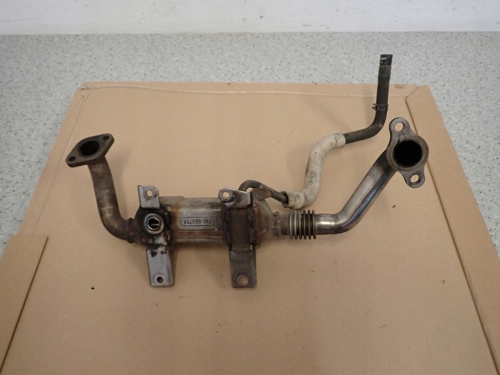 TOYOTA COROLLA VERSO 2.2 D4D 04- 09 CHŁODNICA SPALIN 3/5