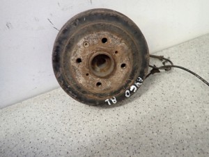 TOYOTA AYGO 05-12 BĘBEN HAMULCOWY TY LEWY TARCZA KOTWICZNA PIASTA SZCZEKI 5/7 MINIATURA