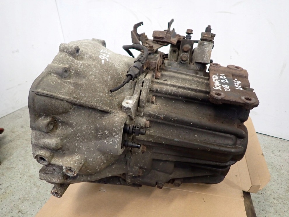 HYUNDAI SONATA V 05-09 2.0 I BENZYNA SKRZYNIA BIEGÓW MANUALNA 8/10