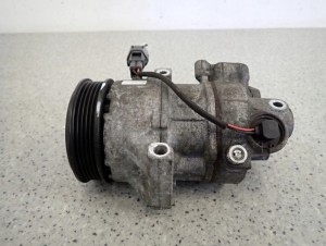 MITSUBISHI COLT CZ3 1.5 DID 04-08 KOMPRESOR KLIMATYZACJI 4/8 MINIATURA