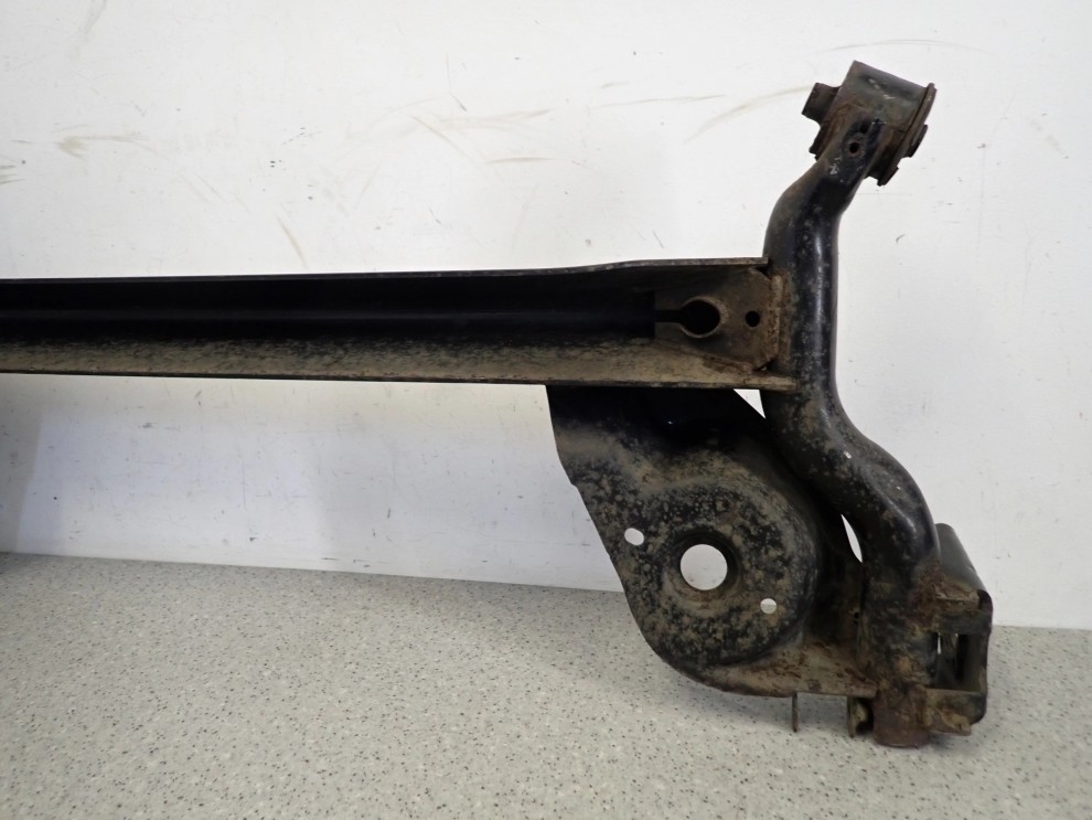 TOYOTA AYGO 05-12 BELKA ZAWIESZENIA TYLNEGO GOŁA 6/13