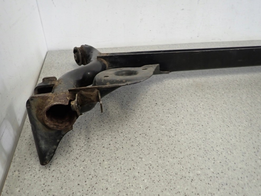 TOYOTA AYGO 05-12 BELKA ZAWIESZENIA TYLNEGO GOŁA 13/13