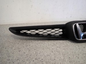 HONDA JAZZ 02-04 ATRAPA GRILL 2/6 MINIATURA