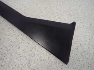 HONDA CIVIC EU VII HB 01-05 LISTWA DRZWI TYLNA PRAWA 3/4 MINIATURA