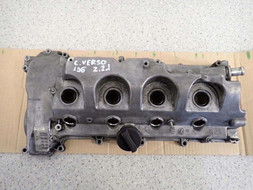 TOYOTA COROLLA VERSO AVENSIS T25 2.2 D4D POKRYWA ZAWORÓW 2AD 1/5