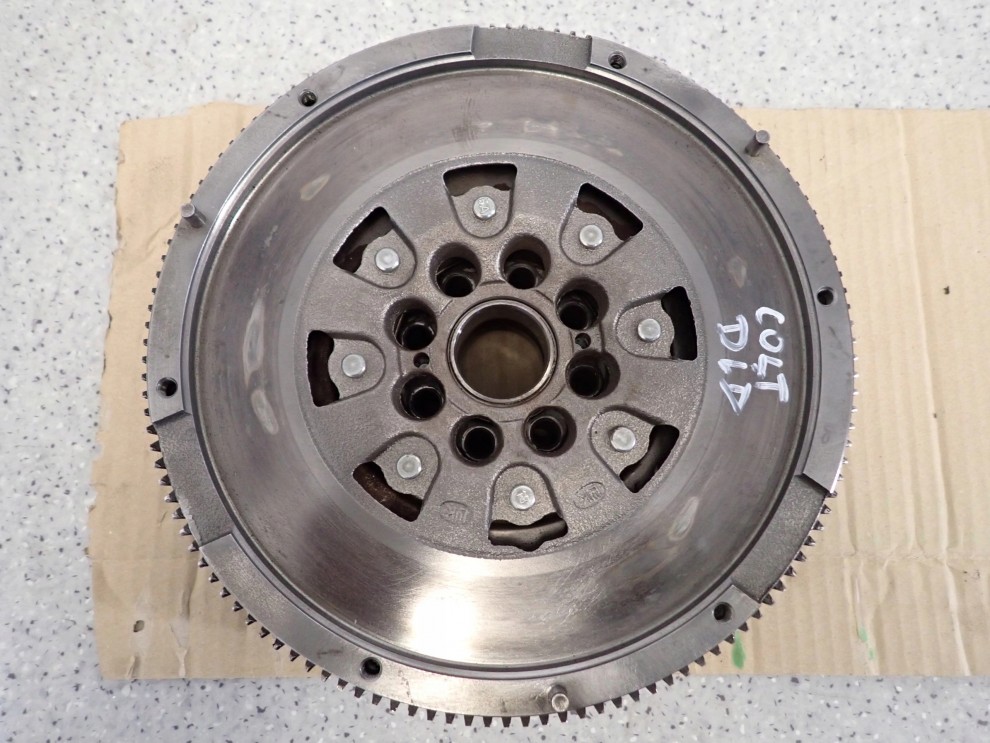 MITSUBISHI COLT DID 04-08 KOŁO ZAMACHOWE DWUMAS 1/5