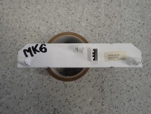 SUZUKI SWIFT MK6 05-09 WYŚWIETLACZ ZEGAREK 5/6 MINIATURA