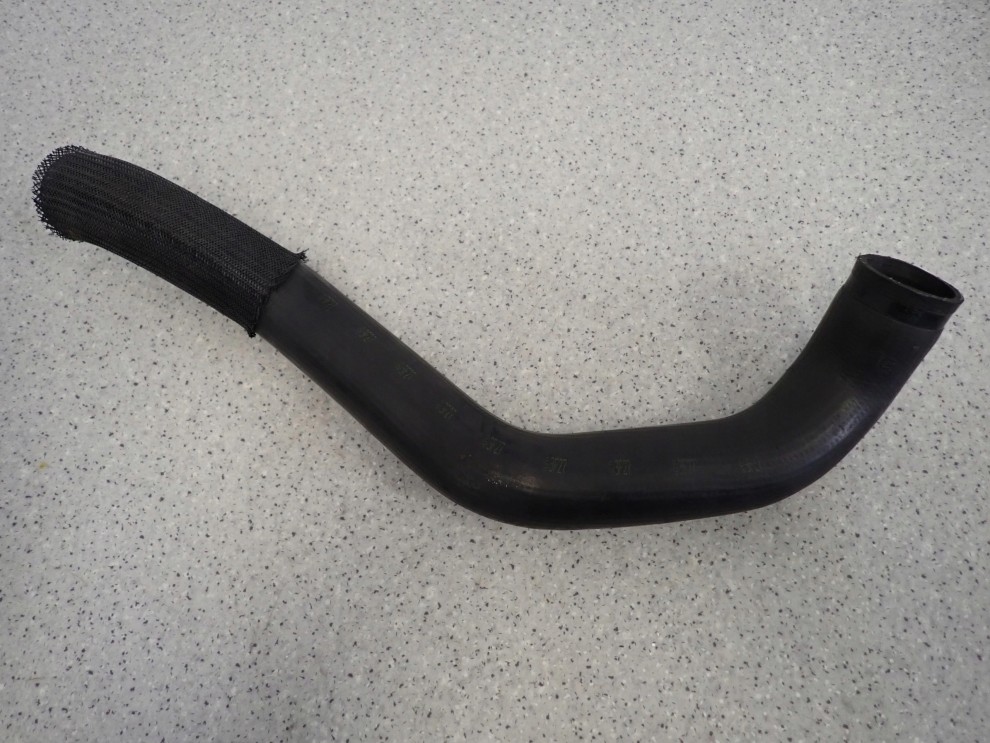 MITSUBISHI PAJERO III 00-06 3.2 DiD RURA PRZEWÓD INTERCOOLERA 4/5