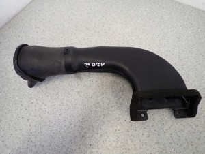 MITSUBISHI PAJERO III 00-06 3.2 DiD ŁAPACZ POWIETRZA DOLOT 1/4 MINIATURA